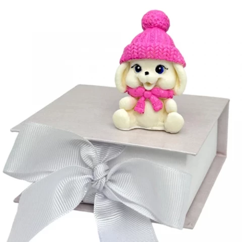 Шоколадная фигурка “Зайчик в розовой шапочке”
