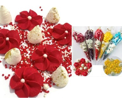 Набор меренга с цветами и посыпкой красная