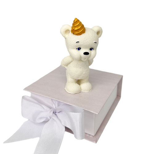 Шоколадная фигурка “Медвежонок задувает свечку белый”