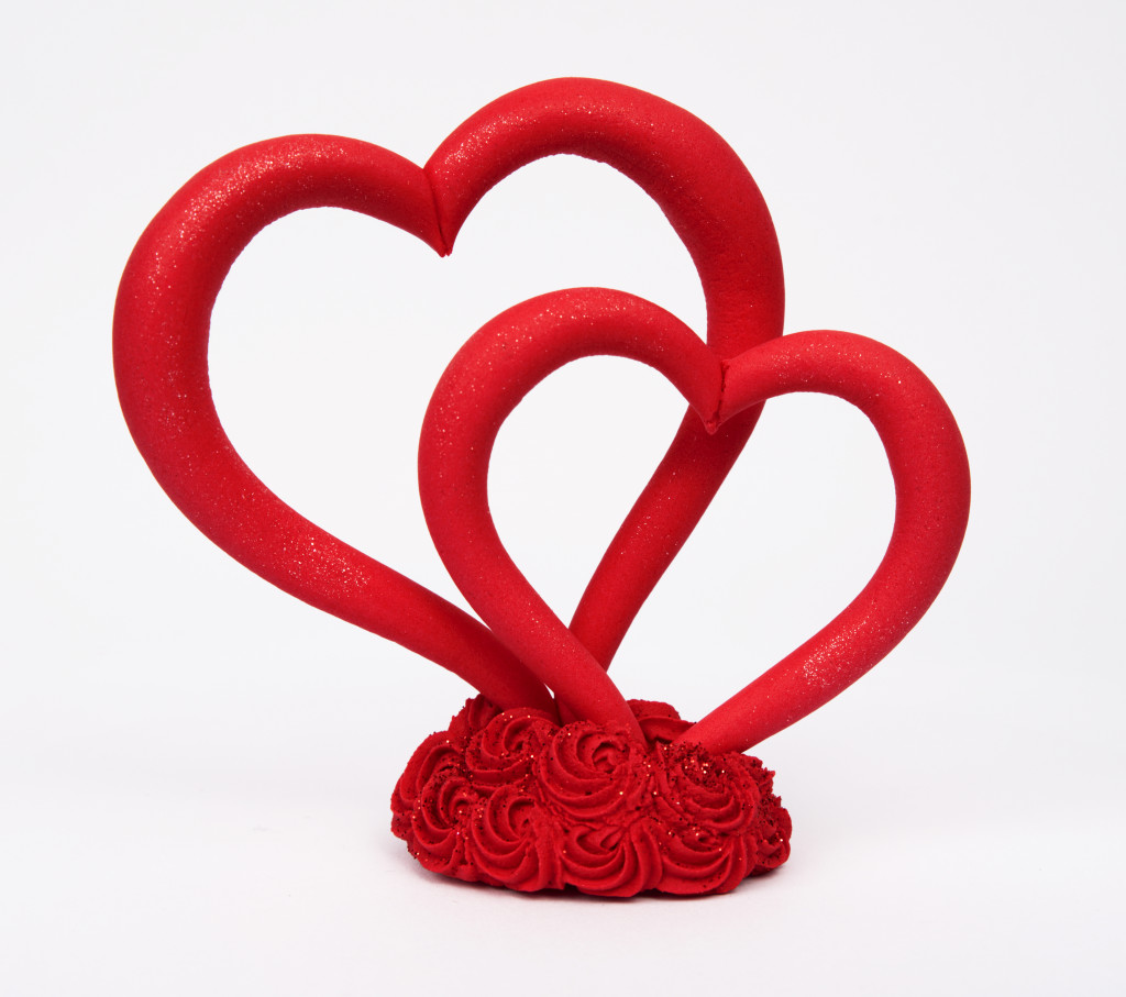 Цукрова прикраса весільні серця червоні