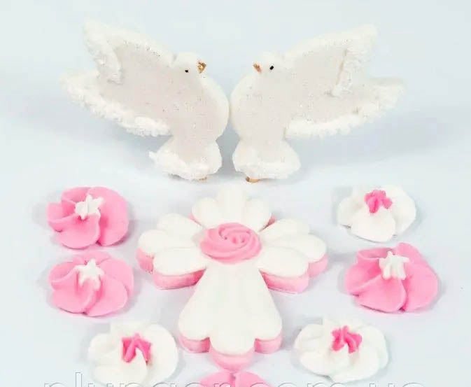 Сахарное украшение "Крестик с голубями розовый"