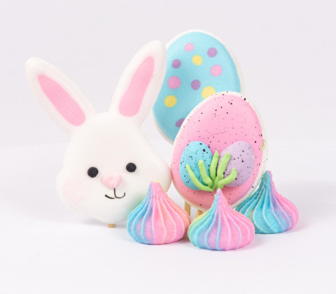 Сахарное украшение "Зайчик и радуга"